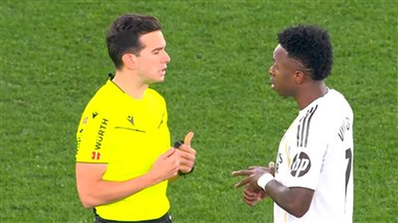 بداية الشوط الثاني ريال مدريد وأوساسونا في الدوري الإسباني